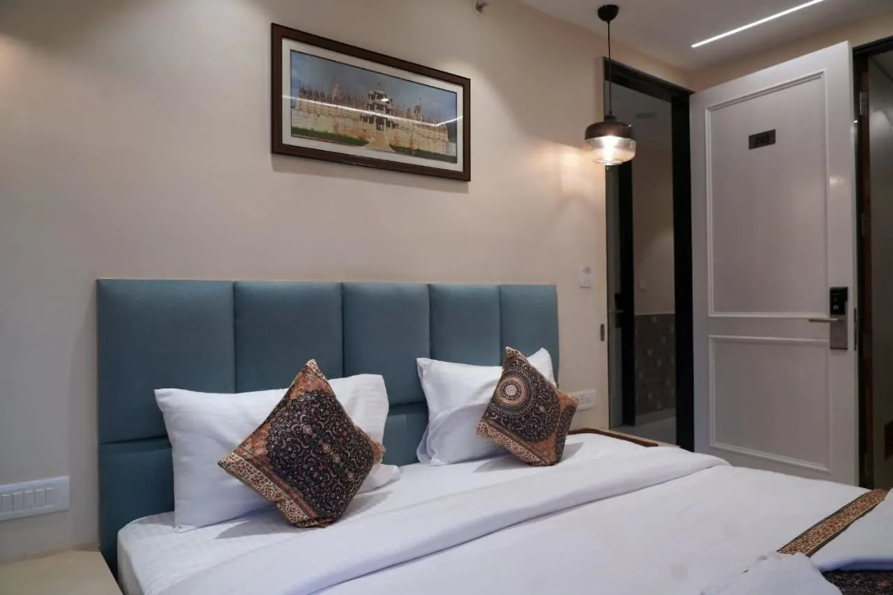 Hotel Anant Inn バラナシ