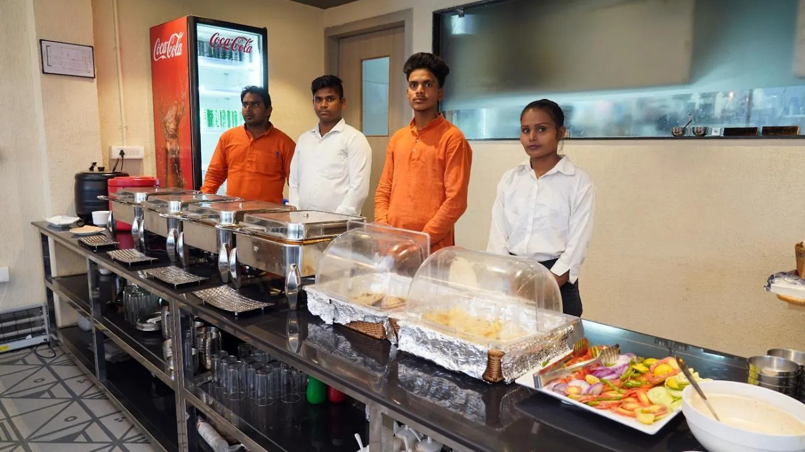 ***  Hotel Anant Inn バラナシ インド