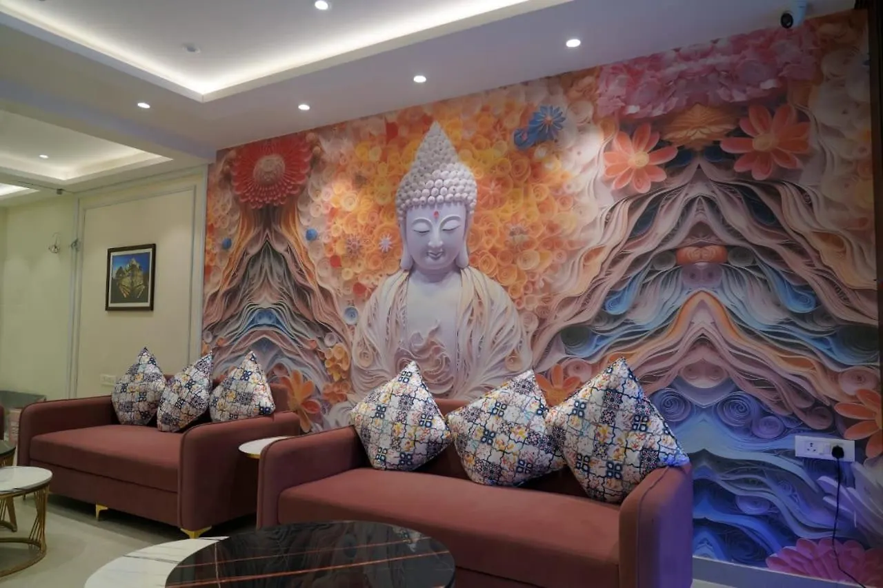 ***  Hotel Anant Inn バラナシ インド
