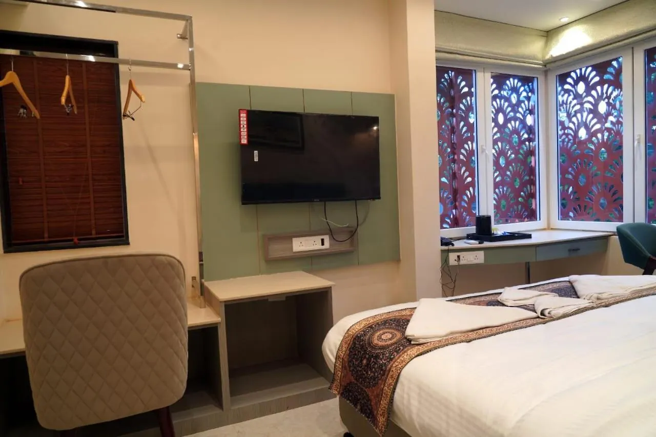 Hotel Anant Inn バラナシ