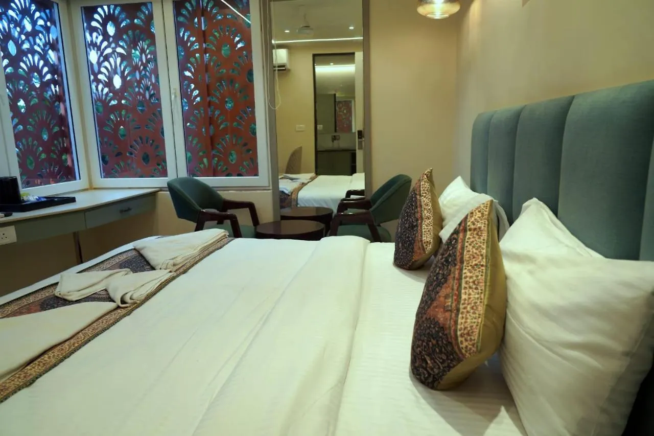 Hotel Anant Inn バラナシ 3*,