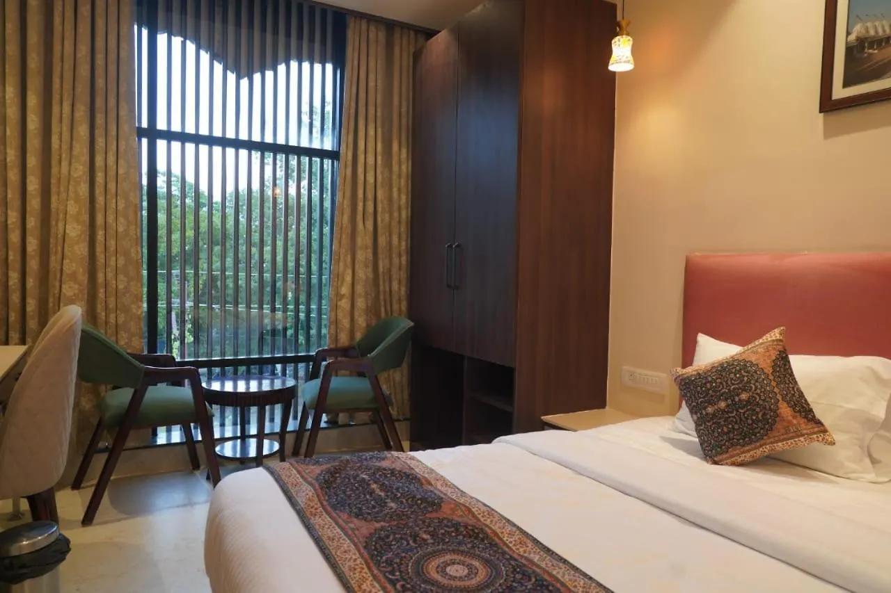 Hotel Anant Inn バラナシ